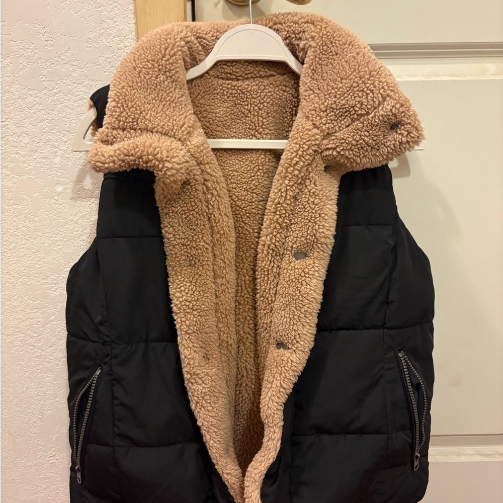 Lucky Brand Black Reversible Quilted Jacket